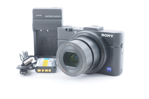 Fotocamera digitale compatta